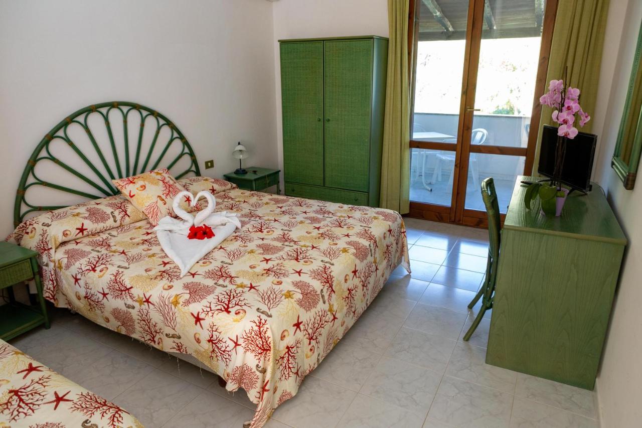 Il Complesso Saraceno Hotel Torre delle Stelle Ngoại thất bức ảnh