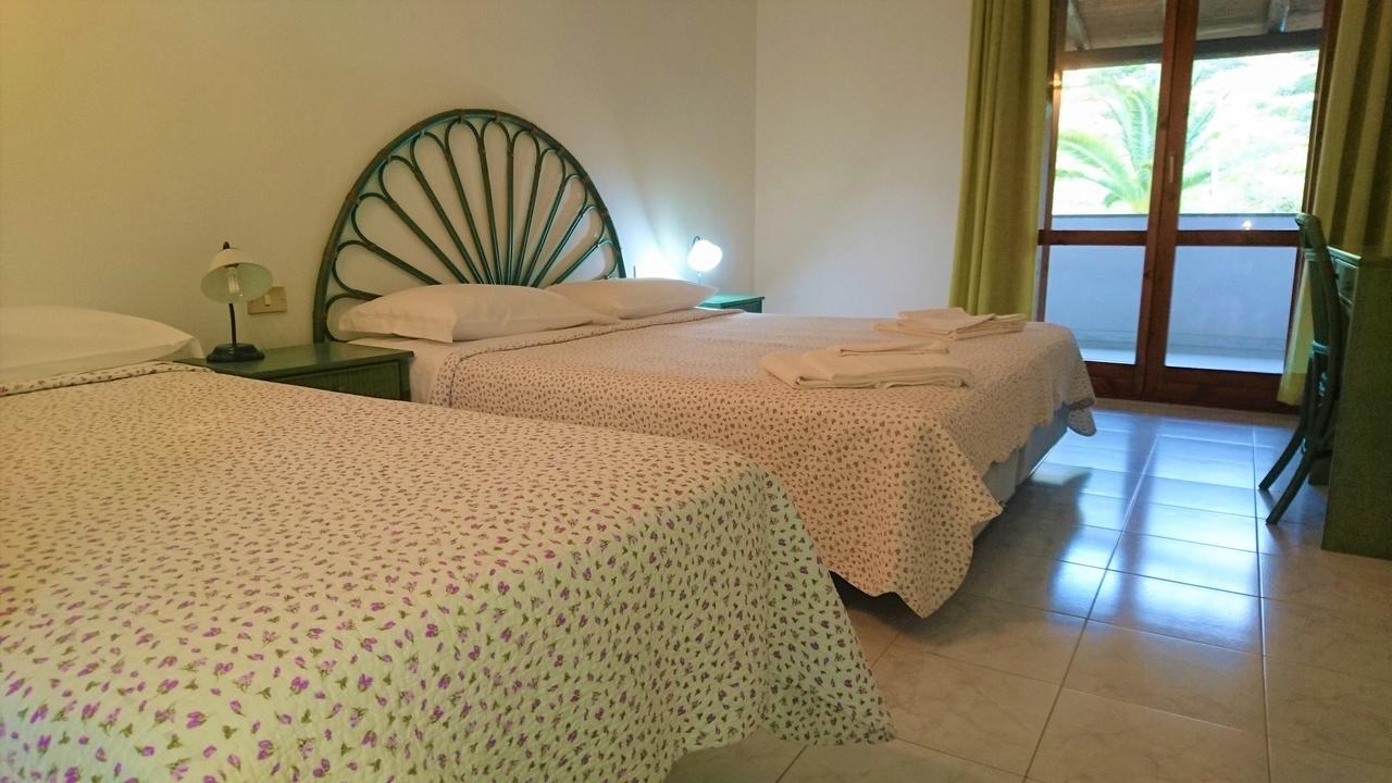 Il Complesso Saraceno Hotel Torre delle Stelle Ngoại thất bức ảnh